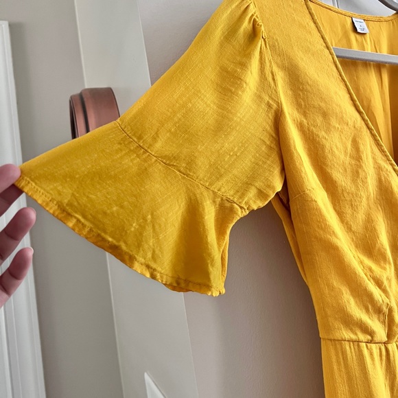 Old Navy Dress - Picture 4 of 9